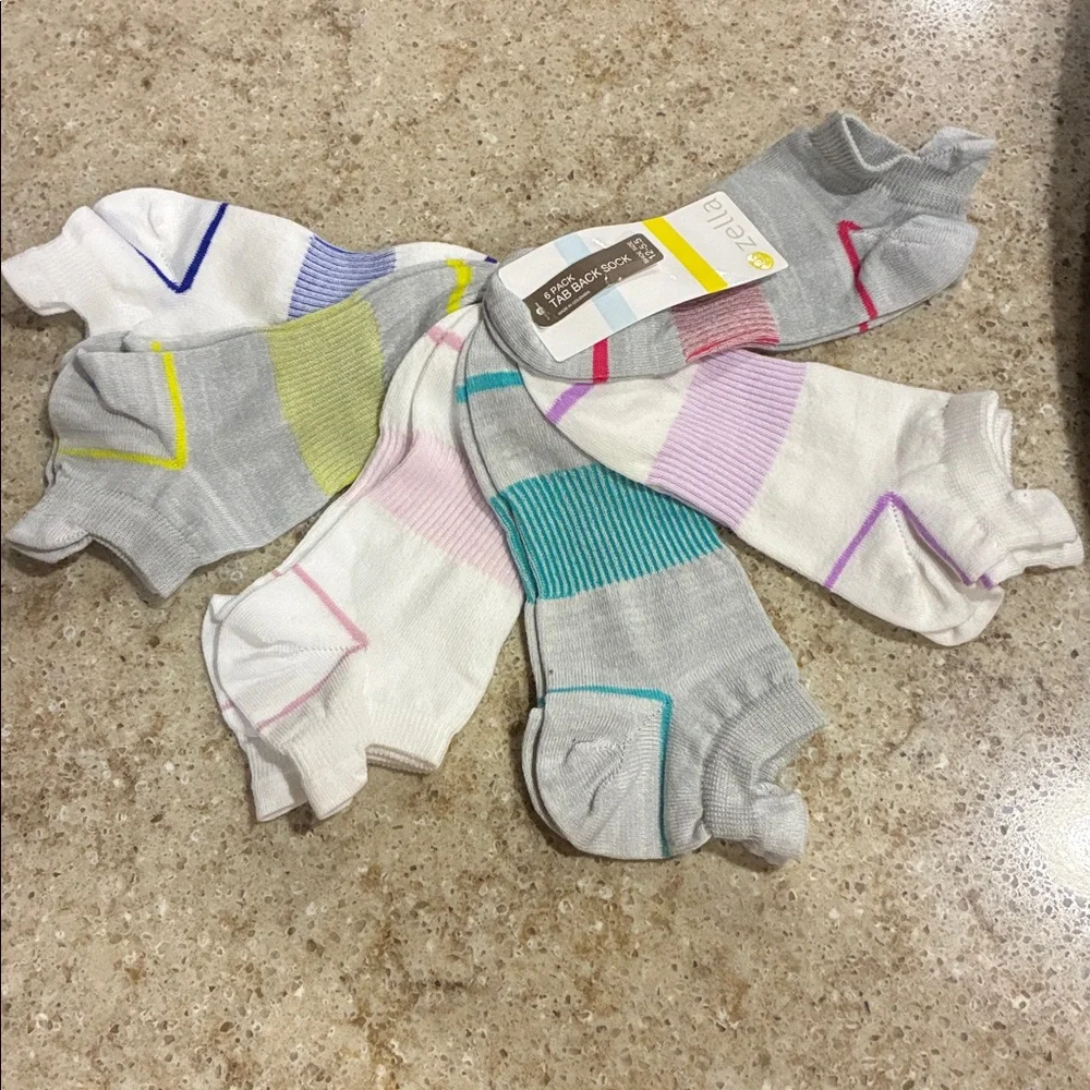 NWT ZellaAssorted 6 Pack of Double Tab Ankle Socks Size 12-5.5